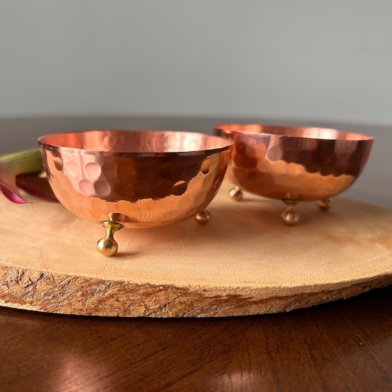 Hammered Copper Bowl with legs, Utility Bowl, Sugar Bowl, Handmade in the "Land of Copper", 7th Anniversary Gift, Wedding Gift