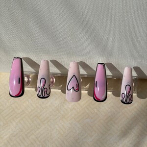 Pink Comic Pastel Design Press On Nails