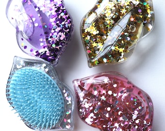 Mini Lip Shaped Glitter Hair Brush, Fun Glitter Hair Brush, Hair Brush, Detangling Brush, Compact Hair Brush, Party Favors