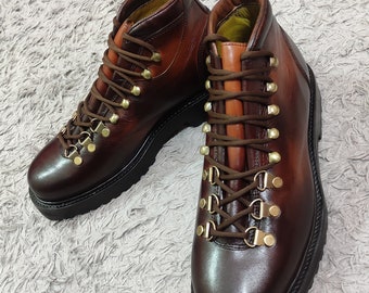 Handmade Leather Hiker Boots with Speed Hooks and Two-Tone Color in Pure Leather and Vibram Sole - Personalize Your Style