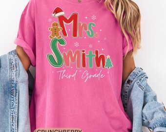 Comfort Colors© Custom Third Grade Team Shirt, Christmas 3rd Grade Teacher Shirt, Festive Teacher Holiday Shirt, Christmas Gift for Teacher