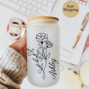 Personalized Birth Flower Iced Coffee Cup, Bridesmaid Proposal Cup, Birth Flower Glass Tumbler, Custom Gift for Mom or Grandma, Gift for Her