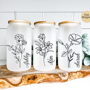 Personalized Birth Flower Iced Coffee Cup, Bridesmaid Proposal Cup, Birth Flower Glass Tumbler, Custom Gift for Mom or Grandma, Gift for Her