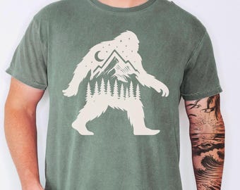 Sasquatch Shirt, Funny Bigfoot Dad Tee, Sasquatch Father's Day Gift, Cryptid Lover T-Shirt, Outdoor Dad Shirt, Cryptozoology Shirt, Dad Gift