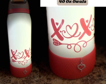 Heart Boot Charm Hydro Flask 32 Oz Wide Mouth Cup Size 3.5 " Diameter 8.89 cm Owala 40 Oz FreeSip Boot Hydro Flask 40 Oz Wide Mouth Cup