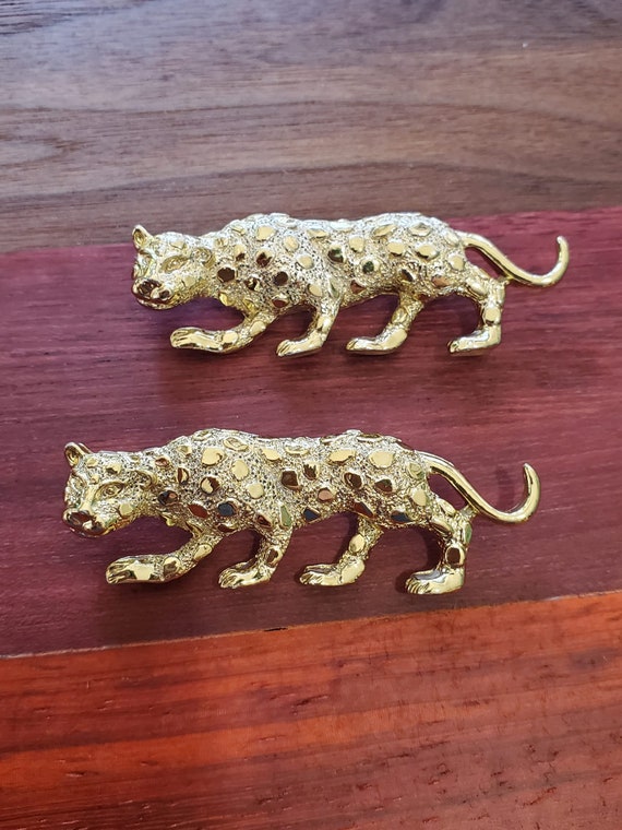 Gold Tone Leopard Vintage Brooch Pins, Gerrys Vin… - image 1