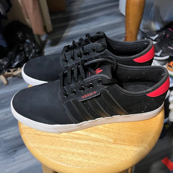 Adidas Original Seeley Sneakers