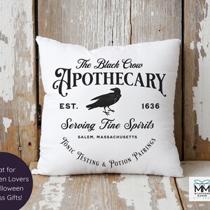 Black Crow Apothecary Halloween Pillow and Insert, Witchy Aesthetic Halloween Home Decoration, Spooky Halloween Lover Gift, Black Crow Gift bild 8