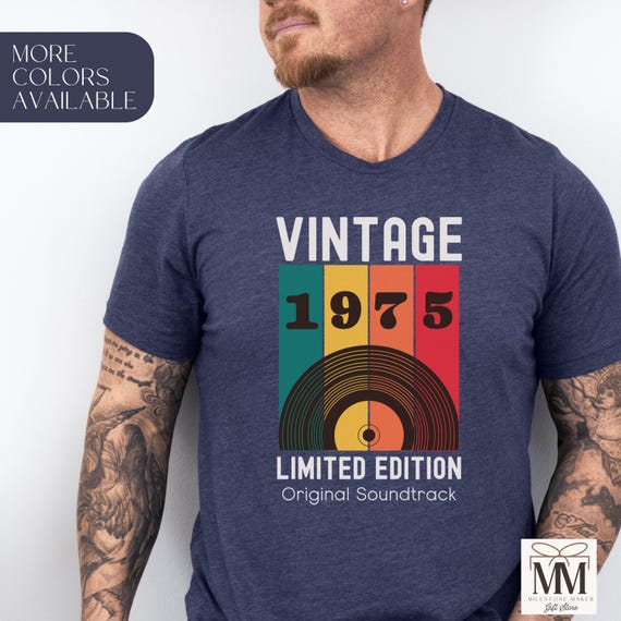 T-shirt Vintage 'Original Août 1975' Pour 50e Anniversaire - Col En V - Cadeau Personnalisé Pour Homme Et Femme