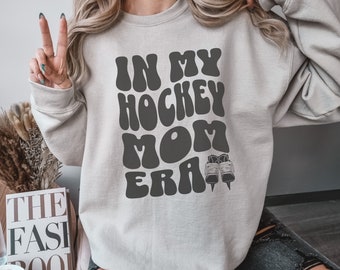 Hockey Mom Sweatshirt, In My Hockey Mom Era Retro Groovy Crewneck, Gift for Hockey Mom, Game Day Sweater, Hockey Mamma Gift, Team Mom Gift
