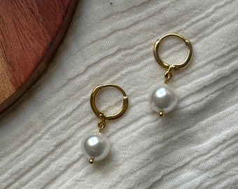 Coquette Old Money Aesthetiс small gold hoop earrings with pearl drop | homemade jewelry, cottagecore minimalist jewelry |gift for her