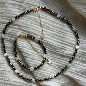 Heart shell beads grey bracelet, cottagecore white jewelry Coquette clean girl aesthetiс bracelet Gift for her image 8