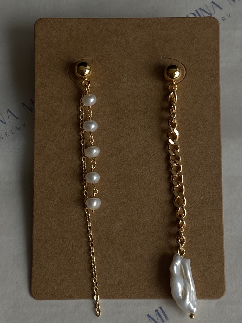 Boucles d'oreilles longues femme Or 18 carats sur laiton Perle d'eau douce Asymétrique Délicat Bijoux minimalisme Exclusif Goujon Cadeau image 3