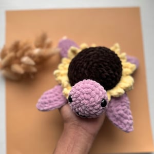 Sunflower turtle, crochet turtle, handmade turtle, turtle plushie, turtle plush, turtle plush toy, crochet toys, flower turtle, cute turtle