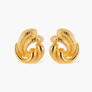 Twisted 18k Gold-Plated Earrings: Modern Statement Jewelry