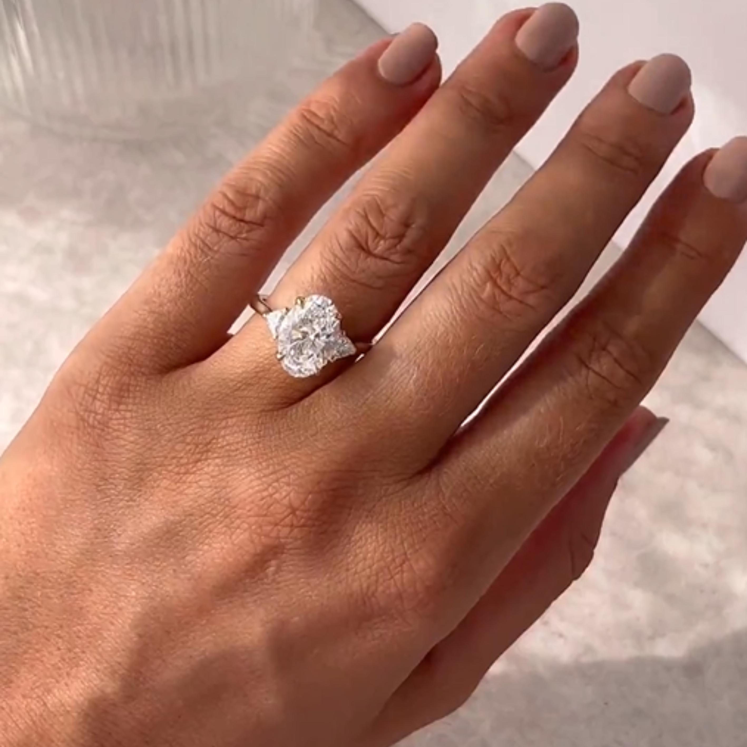 4 carat 3 stone diamond ring discount