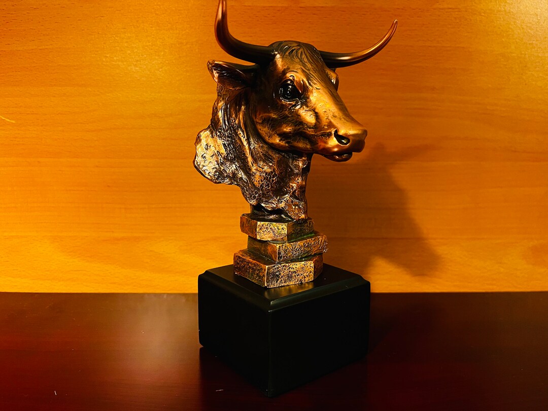 Bronze Bull Head Sculpture on Base, Blank for Home and Office Decor