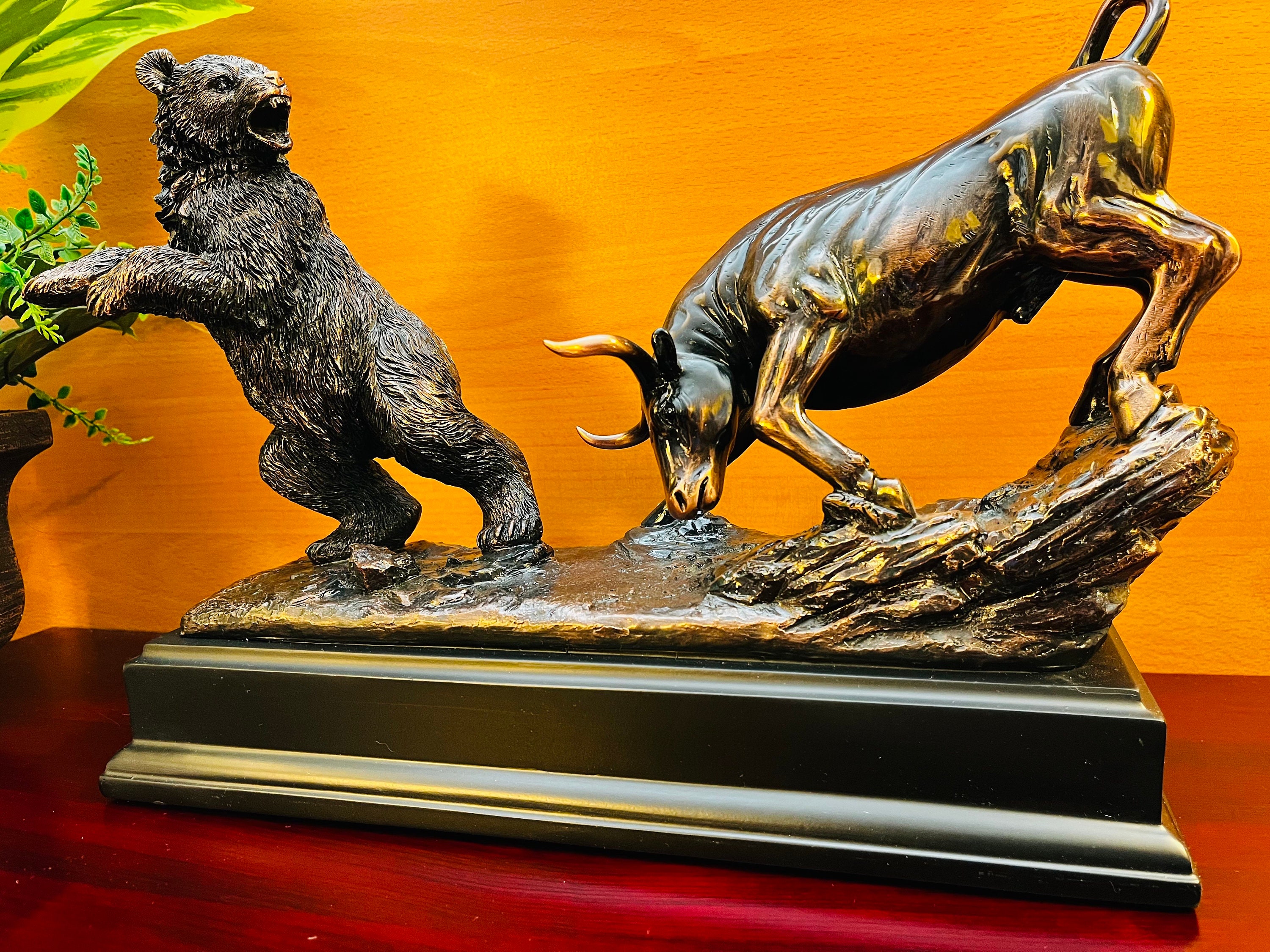 Sculpture Bronze D. Mazzone – Taureau Et Ours De Wall Street – Signée