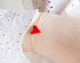 Gold Plated Heart Bracelet, Minimalist Friendship Bracelet, Glass Heart Jewelry, Gold Filled Bracelet, Everyday Bracelet