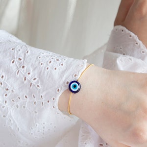 Vergoldetes Auge Armband, Murano Glas Bettelarmband, Minimalistischer Schmuck, Schutz Armband, Auge Schmuck, Gold Filled Armband