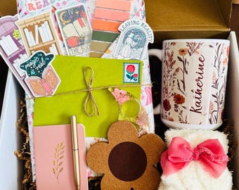 Personalized Blind Date with a Book Gift Box Care Package for her Mystery Book Gift Birthday for Her Bookworm Gift Thinking of You Gift Box