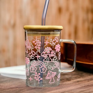 mushroom glass cup, mushroom gift idea, floral mushroom glass can, cottagecore iced coffee cup, Mushroom tumbler, cute nature lover cup