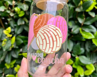 Cafecito y chisme cup, cafecito & chisme glass tumbler, glass cup for latina mom, conchas cup, cafecito tumbler, cafecito iced coffee glass