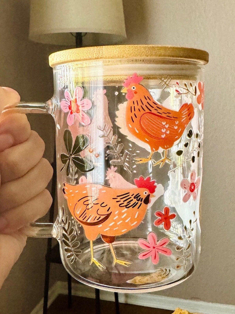 Chicken Glass Cup with Straw Lid Tumbler Farmhouse Kitchen Drinkware Gift Garden Lover Boho Fall Flower Cottagecore Mug Hen Design Farm imagem 9