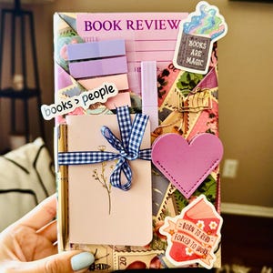 Blind Date Book Gift Box for Women Birthday Present Surprise Bundle Mystery Wrapped Reader Gift Bookworm Care Package Subscription Thinking