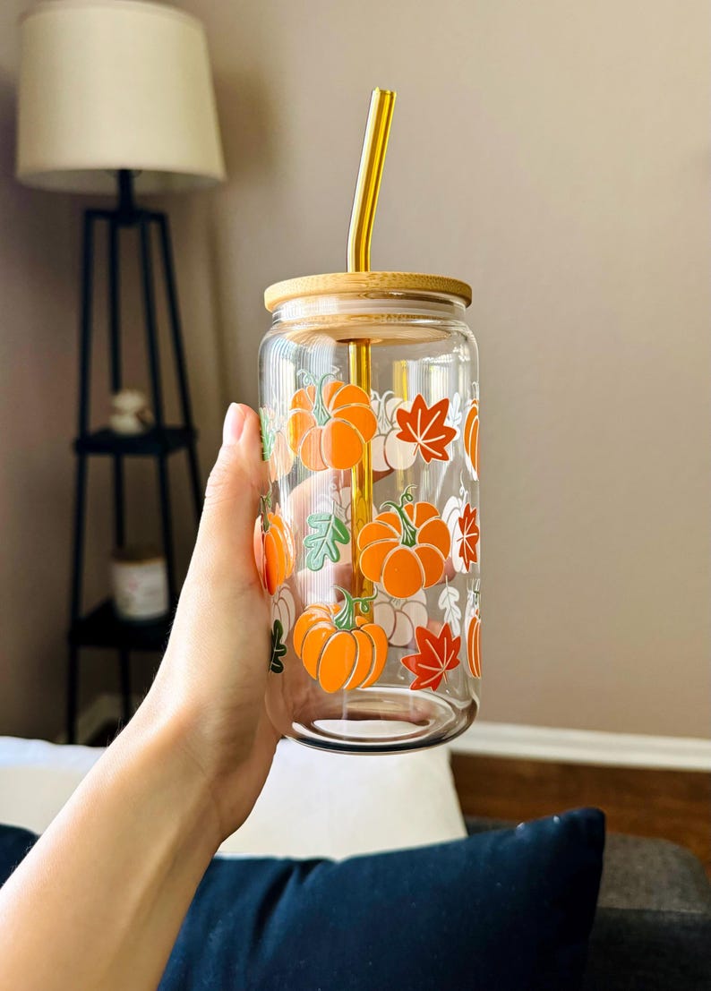 Boho Aesthetic Style Fall Season Design Autumn Pattern Glass Tumbler Bamboo Lid Straw Included Clear Beer Can Shape Cup Seasonal Drinkware Collection Perfect Gift Friend Coffee Cup Daily Use Halloween Theme Cozy Home Decor Present