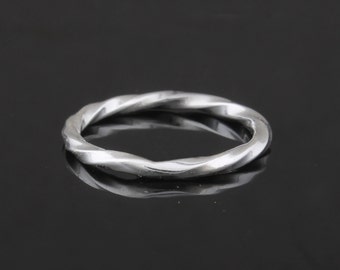 Bague en argent minimaliste épaisse torsadée, bague décorative unie, bague à empiler, anneau en argent, bague en argent tendance, alliance minimaliste