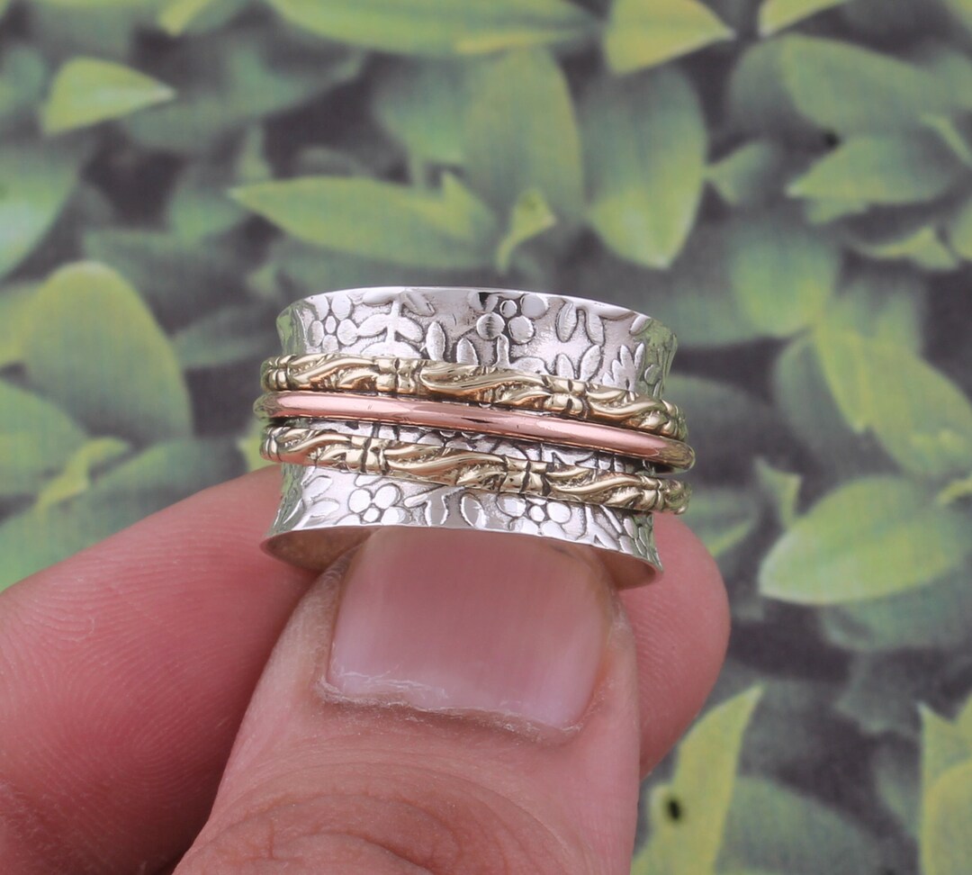 Sterling Silver Spinner Ring: Hammered Texture, Meditation Band - Etsy