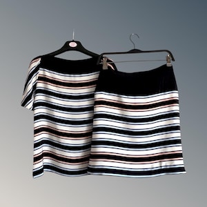 MARC JACOBS New Vintage %100 Silk Minimalistic Skirt and Blouse Set / Outfit