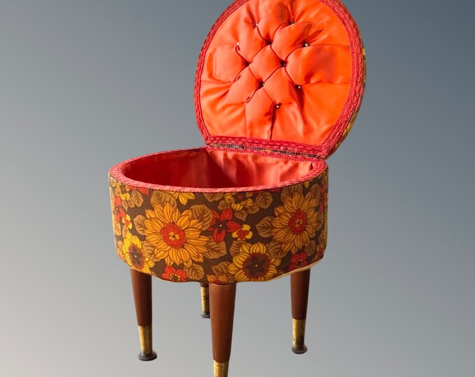 1960s Vintage/retro Midcentury Sewing Box on Dansette Legs Original