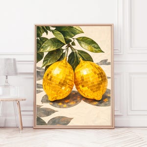 Funky retro kitchen wall art met disco lemons.