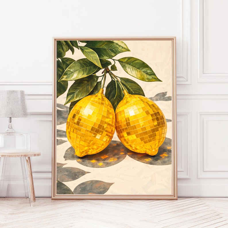 Funky retro kitchen wall art met disco lemons.