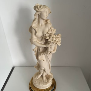 Florence Sculpture Giuseppe Armani Lady with Cornucopia 0182A