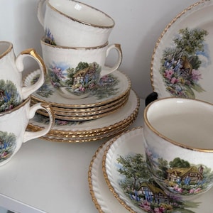 Vintage Tunstall coffee or tea set. Service for 5 people