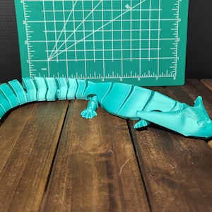 Diplocaulus Flexi Articulated Fidget Toy -Biology Science Paleontology-