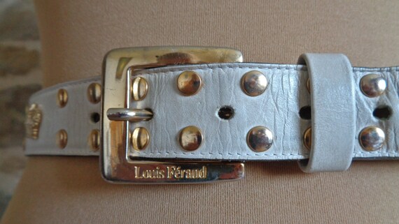 Louis Feraud white leather belt with gold crowns,… - image 3