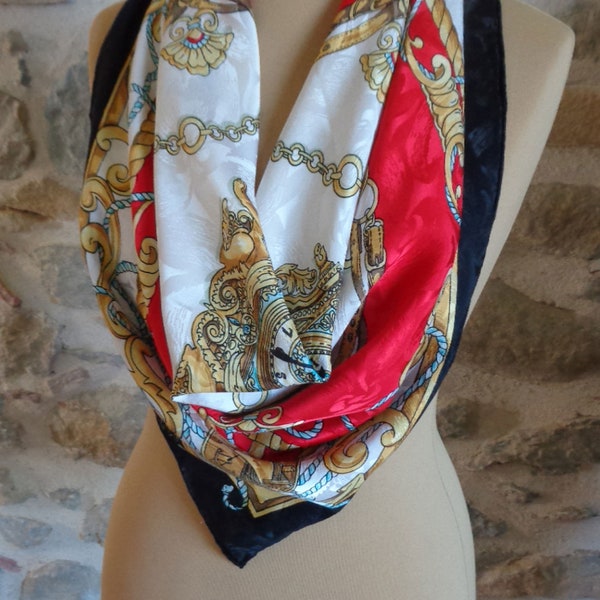 Foulard en soie Nicole de Beauvoir, carré de créateur français avec horloge