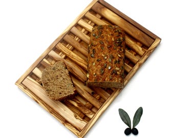 Handmade olive wood bread cutting board with crumb tray | 32 & 36 cm | Robust - Natural | Kitchen gift idea