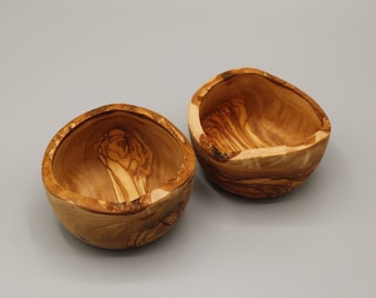 Rustic olive wood bowl Ø 10/12 cm – Handmade, small natural wooden bowl, Mediterranean decoration, olive wood gift