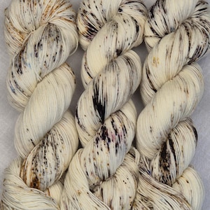 Oatmeal - Hand Dyed Yarn - Merino - 100g - Cream Yarn Speckled with Gold Soft Brown and Darkest Brown