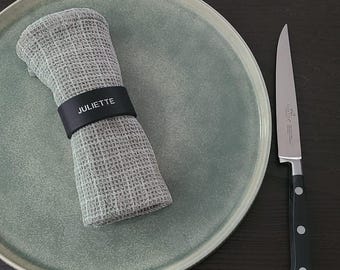 Ronds de serviette en cuir avec message personnalisable