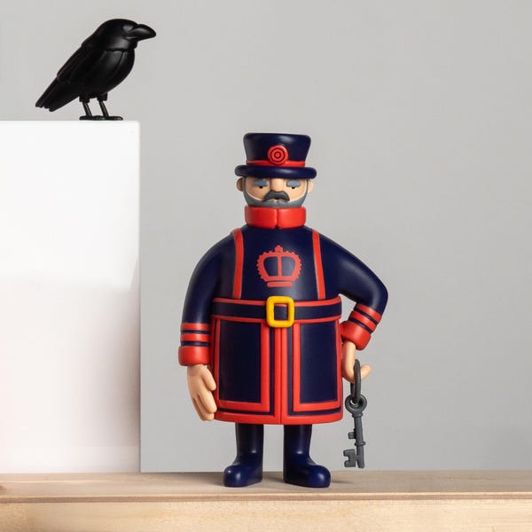 Beefeater & Raven - Collectable London Art Toy I Souvenir Collectible Design British Royal Historic Tower Yeoman Ravenmaster