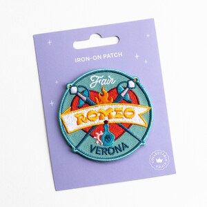 Toppa termoadesiva ricamata Romeo, souvenir di Londra, Shakespeare, design da collezione, storia britannica, illustrazione, regalo letterario, romanticismo