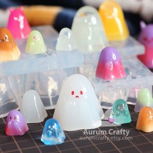 Handcrafted silicon mould, mold of resin mini cute ghost with smooth surface and transparent color