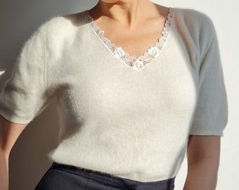 Off white vintage angora blended short sleeve pullover|80s cream angora v-neck with decoration S\M