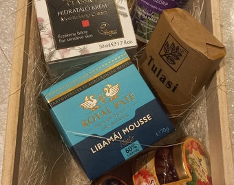 Premium Gift Package for Ladies, exclusive products, classy and luxurious experience